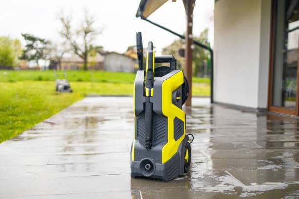 Things to consider before buying a water pressure washer
